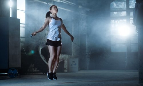 Hoppetau er supert for å styrke setemusklene hjemmefra.