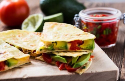 Avokado quesadillas.