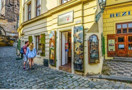 Hold deg i form på reisefot.