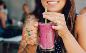 Naturlige proteinsmoothier, noen sunne oppskrifter