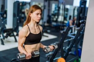 Bruk motstand for å oppnå styrke og volum