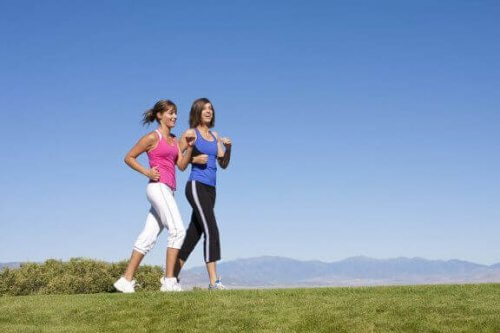 Det grunnleggende ved treningsformen power walking