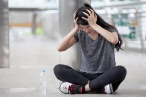 4 øvelser for å lindre hodepiner forårsaket av muskelspenning