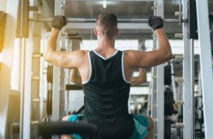 Øvelser uten push-ups for å styrke ryggen