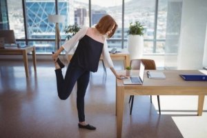 Råd og tips for å få trening på jobben