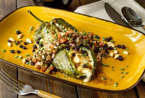 Chiles rellenos