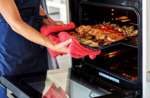 Fordelene med å bake maten i stedet for å fritere den