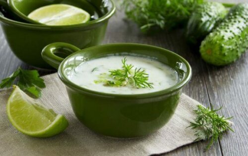 Oppskrift på tzatziki