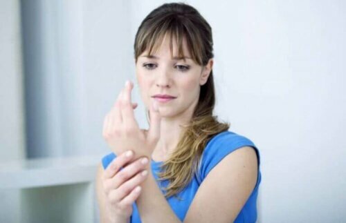 Å forebygge karpaltunnelsyndrom.