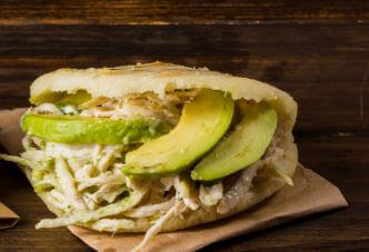Arepa med avokado