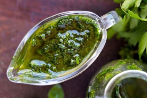 Hvordan lage chimichurrisaus