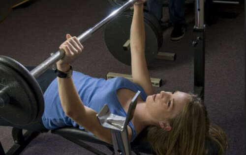 Variasjoner av benkpress