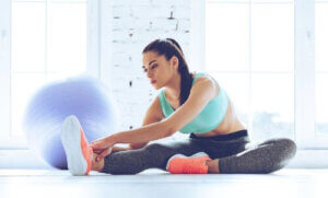 Å tøye ut før treningsøkter: En viktig del av treningsrutinen