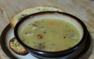 Smakfull oppskrift på saus med purre og safran