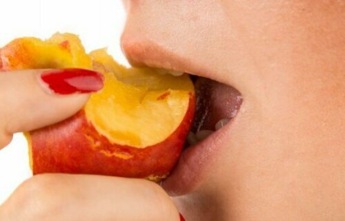 Fordelene med å spise deilig fersken.