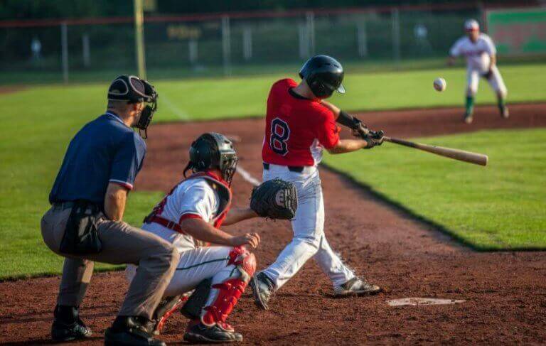 Er du nysgjerrig på hva slags regler det er i baseball?
