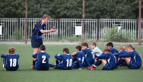 Foreldre og trenere er viktige for barnas utvikling