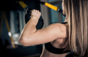 Slyngetrening: TRX-rutiner og øvelser