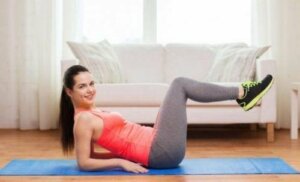 Den beste magetreningen du kan gjøre hjemme