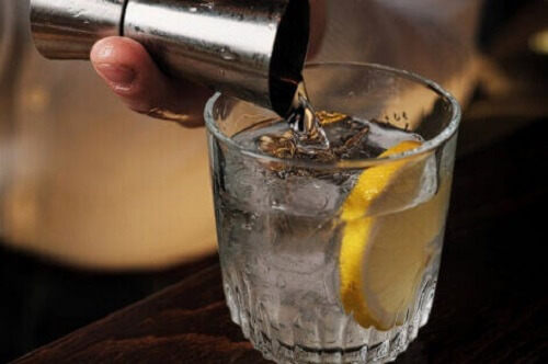 Alkoholholdig drikk.