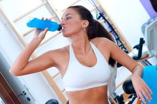 En økning i hjertefrekvensen kan forårsake takykardi.